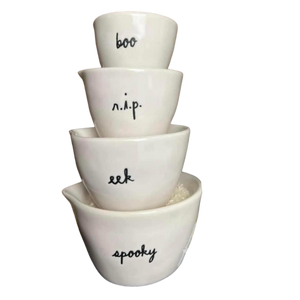 SPOOKY Measuring Cups ⤿