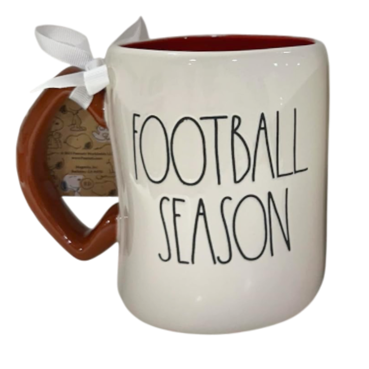 FOOTBALL SEASON Mug ⤿