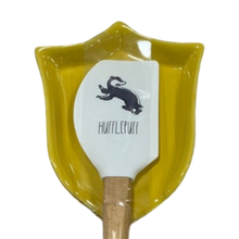 Load image into Gallery viewer, HUFFLEPUFF Spatula Set
