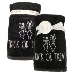 TRICK OR TREAT Hand Towels