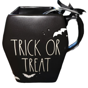 TRICK or TREAT Mug