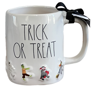 TRICK or TREAT Mug