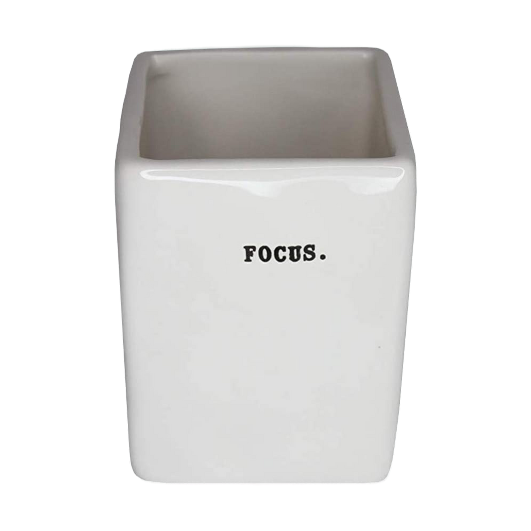 FOCUS Pencil Holder