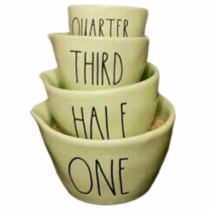 MINT GREEN Measuring Cups