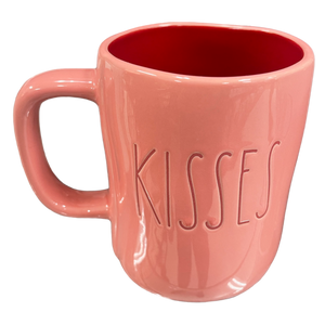 HUGS KISSES Mug ⤿