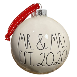 MR. MRS. EST. 2020 Ornament