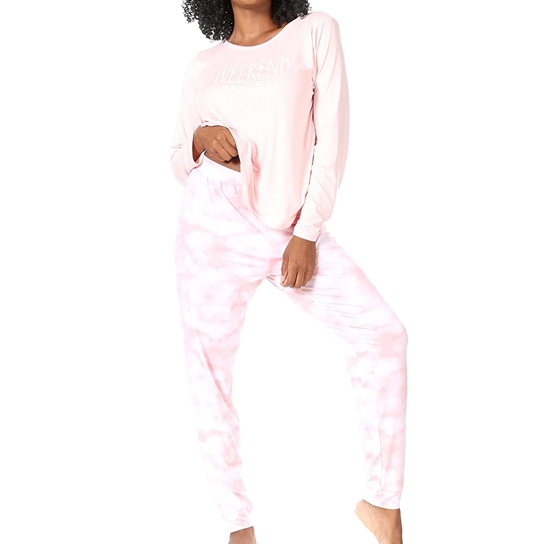 WEEKEND MODE Pajama Set